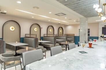בית מלון כפרי Hilton Garden Inn Toronto/brampton
