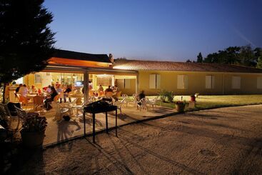 Отель Logis Hôtel Corintel Bordeaux Est