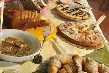 בית מלון כפרי Ristorante Casa Rossa