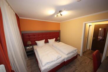 호텔 Waldblick Bsr Mit Kostenlose Bonuskarten Für Schifffahrten, Thermen, Museen Ab 2 Nächte