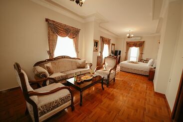 בית מלון כפרי Yay Grand