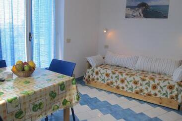 Курорт Aparthotel Villa Marinù