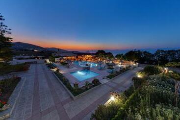 Spiros Soula Family Hotel & Apartments