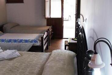 קוטג'' Su Leunaxiu