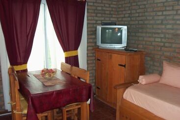 ホテル Cabañas El Dominador