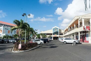 בית מלון כפרי Cleopatra Villas