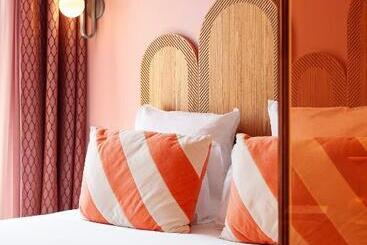 בית מלון כפרי De Cambis