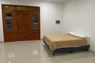 הוסטל Casa Coronado Izamal