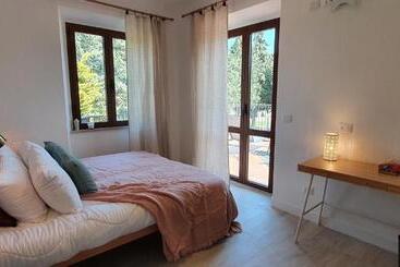 مبيت وإفطار Villa Morro Suites