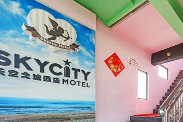 Oyo 90474 Skycity Motel