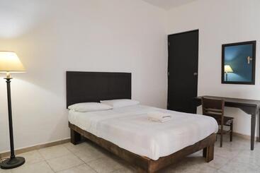 旅馆 Antique Guest House Fundidora