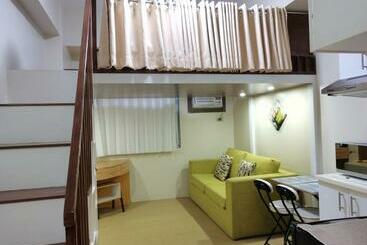アパートホテル Condo In Poblacion With City And Pool View