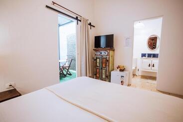 مبيت وإفطار Maruja