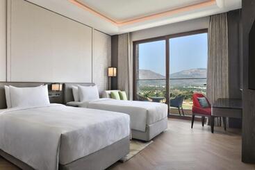 Jw Marriott Hotel Bengaluru Prestige Golfshire Resort & Spa