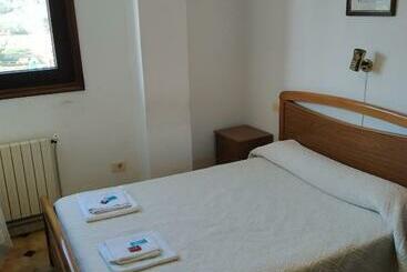 펜션 Hostal Padornelo