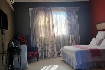 פנסיון De Prince Lodge