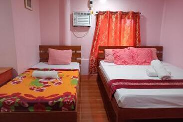 فندق صغير Jaydin Travellers Inn