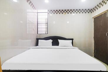 Super Hotel O Aroma Classic Near Nampally Railway Station