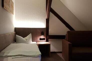 ホテル Ritterhof Kampehl