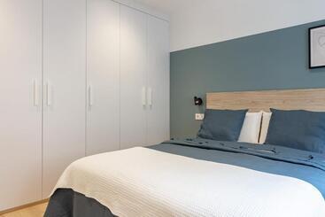 پانسیون Room4you Oviedo By Asturias Holidays
