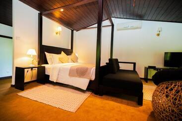 بنسيون Villa Lé Maas Tota