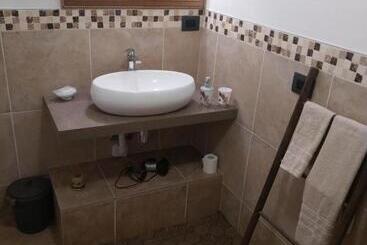 مبيت وإفطار Da Fabio