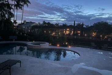 مبيت وإفطار Villa Riviera Las Olas