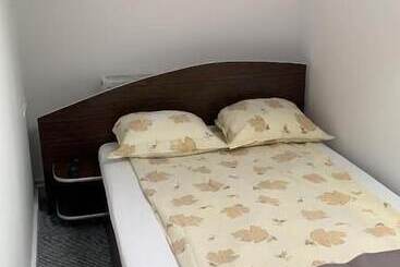 膳宿费 Casa Ormenisan