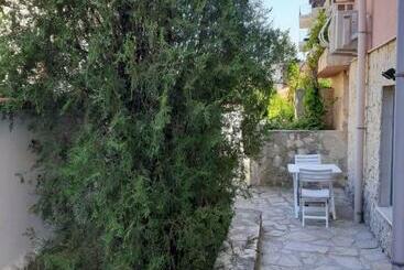 پانسیون Guest Rooms Deva