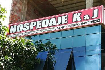 פנסיון Hospedaje K & J