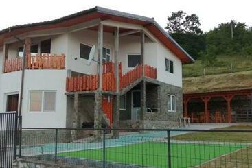 膳宿费 Telteu Florian