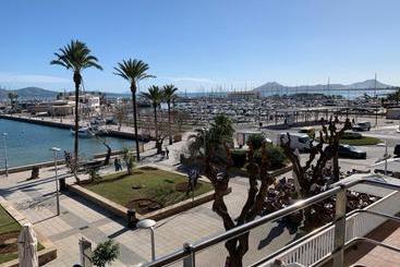 Apartamentos Marina