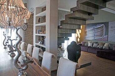 تختخواب و صبحانه Casadodici Boutique