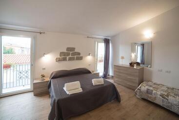 צימר Olbia Domus Inn