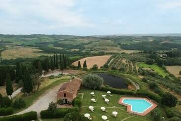 별장 Santo Pietro Resort