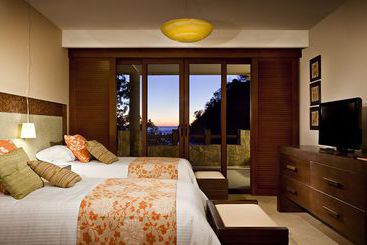 هتل Celeste Beach Residences Huatulco Curamoria Collection