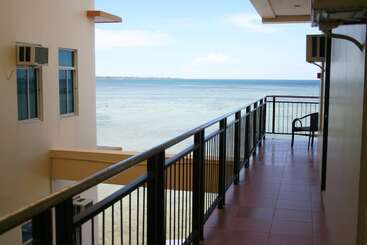 هتل Cleverlearn Residences