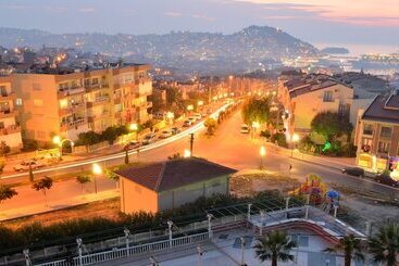 Отель Club Scala Nuova