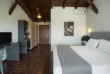 호텔 Coral Blue Beach