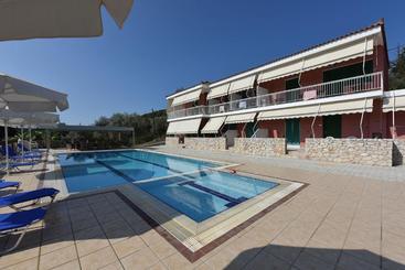 هتل Lilly Villa