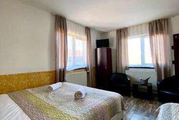 Bed and Breakfast Restaurant Pensiunea Carmen