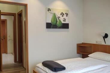 ホテル Alt Reinsport