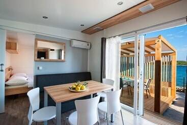 فندق Kozarica Adria Village