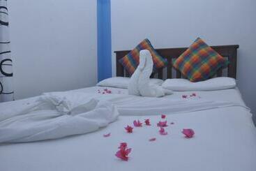 פנסיון Mahagedara Homestay