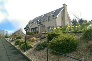 Woodview Bed & Breakfast