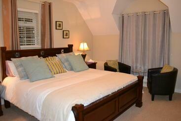 Woodview Bed & Breakfast