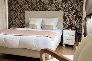 ベッドアンドブレックファースト La Maison De Louisette