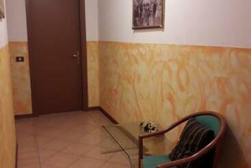 בית מלון כפרי Albergo Del Turista Srl