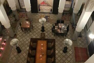 پانسیون Palais Alfirdaous Medina