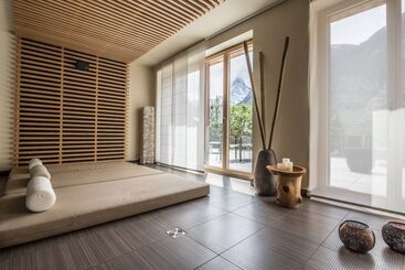 ホテル Alpenlodge